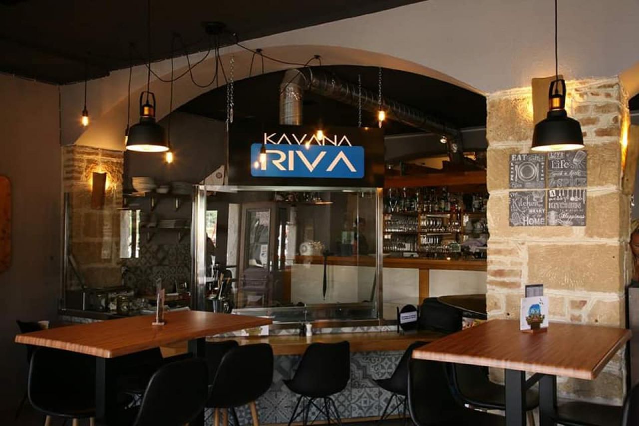 Caffe bar 